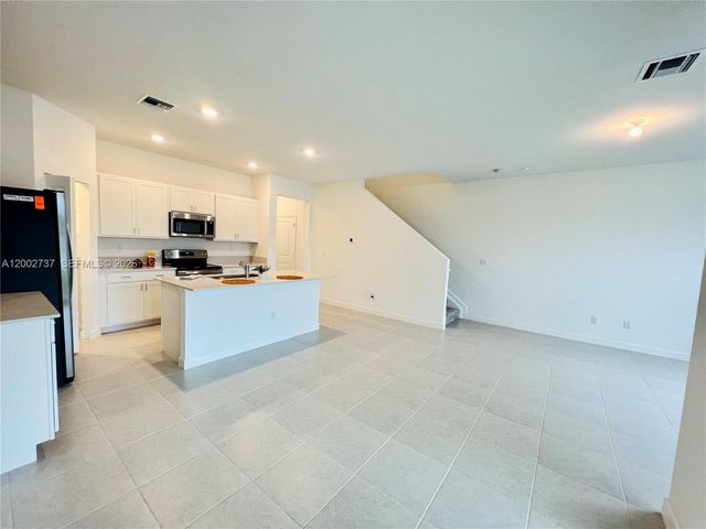 6939 Harbours Edge Ave 6939, Lake Worth, FL 33467