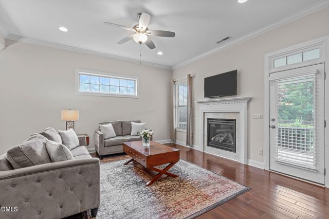 115 Heatherwood Drive, Chapel Hill, NC 27516