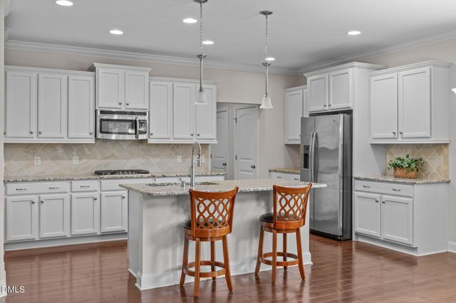 115 Heatherwood Drive, Chapel Hill, NC 27516