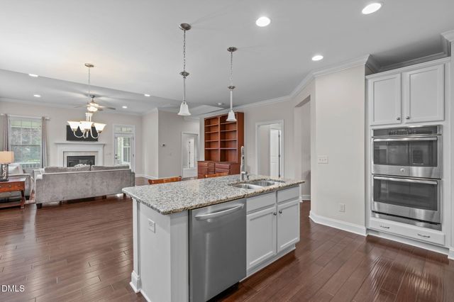115 Heatherwood Drive, Chapel Hill, NC 27516