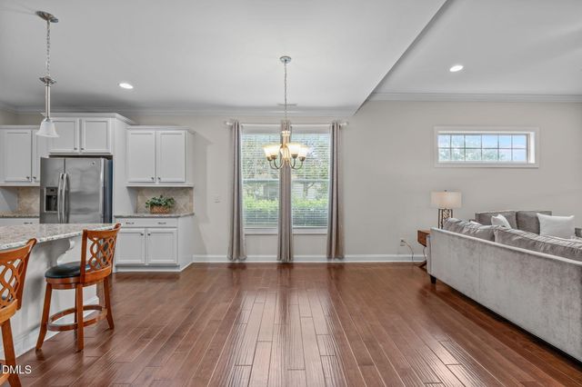 115 Heatherwood Drive, Chapel Hill, NC 27516