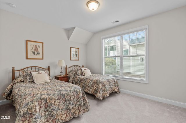115 Heatherwood Drive, Chapel Hill, NC 27516