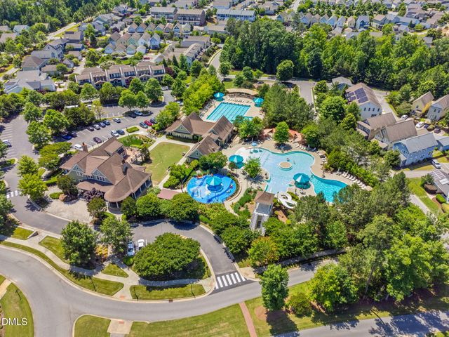115 Heatherwood Drive, Chapel Hill, NC 27516