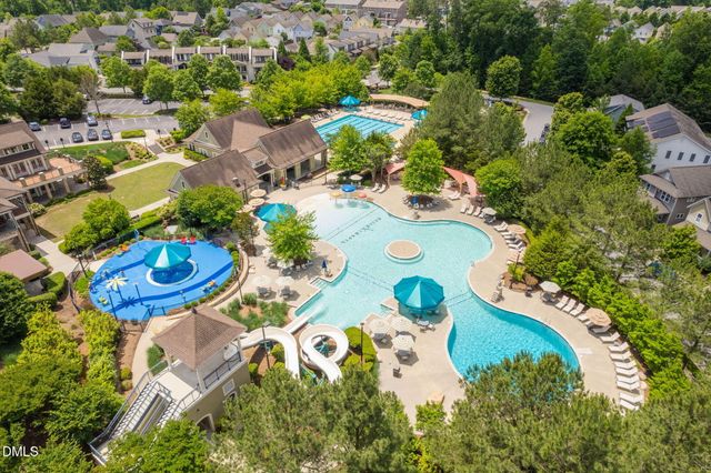 115 Heatherwood Drive, Chapel Hill, NC 27516