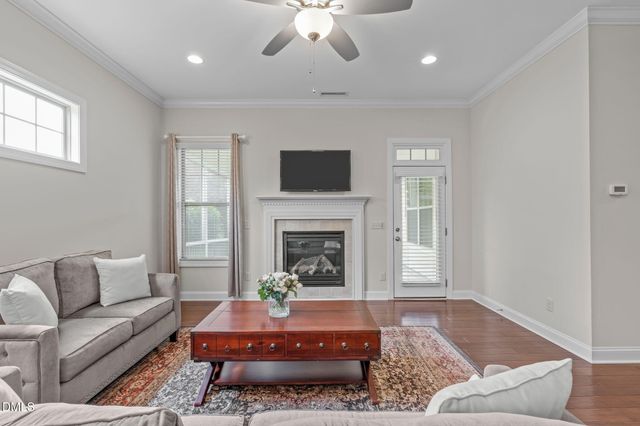 115 Heatherwood Drive, Chapel Hill, NC 27516