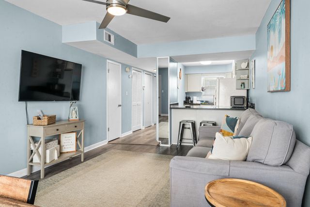 330 Bluefish Drive 204, Fort Walton Beach, FL 32548