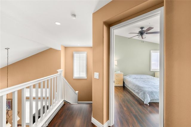 909 Heron Drive, Corona, CA 92879
