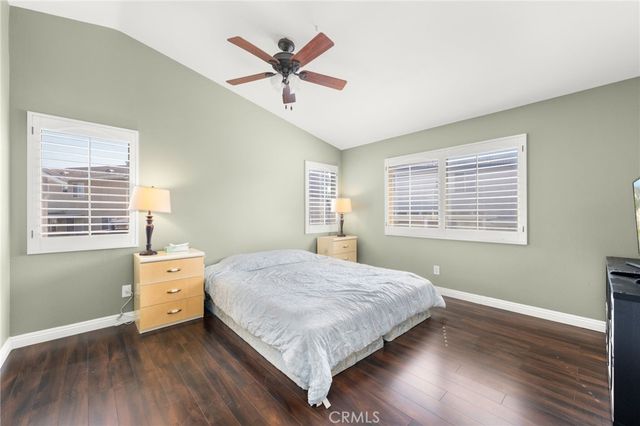 909 Heron Drive, Corona, CA 92879