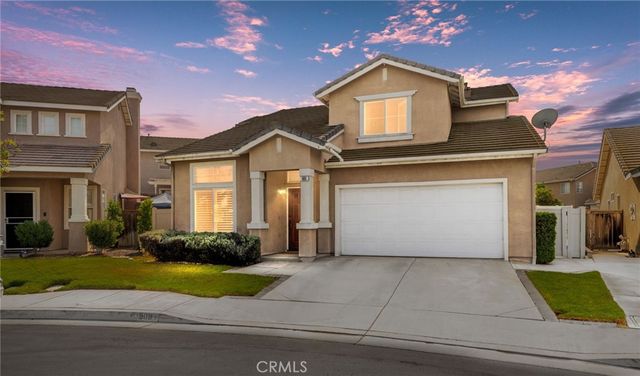 909 Heron Drive, Corona, CA 92879