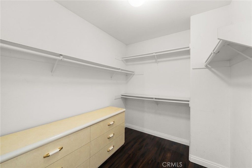 Image 22 of property listing at 909 Heron Drive, Corona, CA 92879