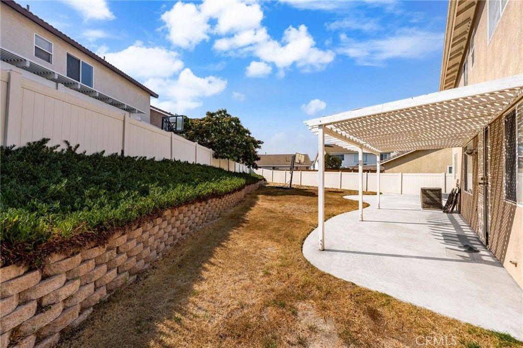 Image 30 of property listing at 909 Heron Drive, Corona, CA 92879