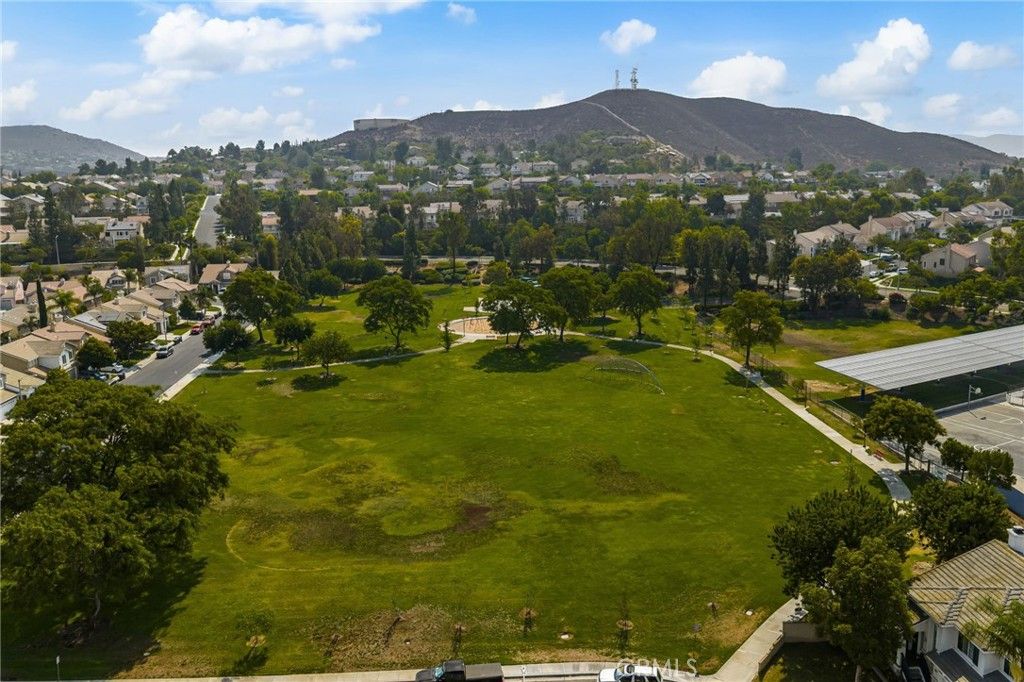 Image 35 of property listing at 909 Heron Drive, Corona, CA 92879