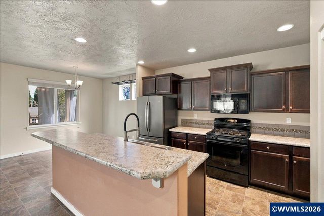 2677 Kingston Wy NW, Albany, OR 97321