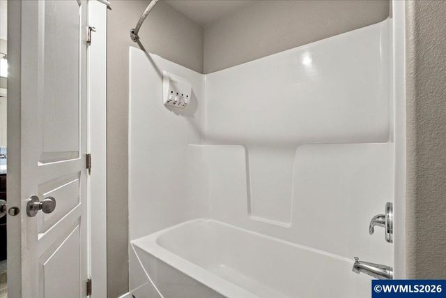 2677 Kingston Wy NW, Albany, OR 97321