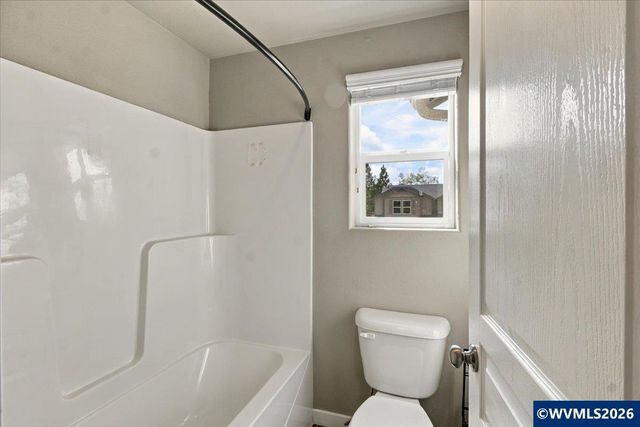 2677 Kingston Wy NW, Albany, OR 97321