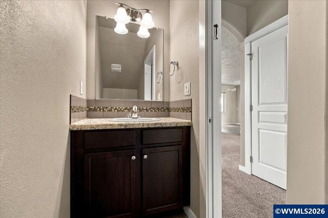 2677 Kingston Wy NW, Albany, OR 97321