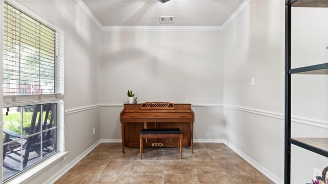 1814 Barretts Glen Drive, Pearland, TX 77581