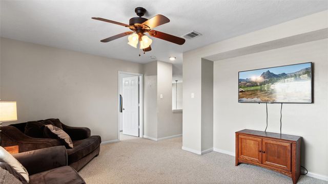 1814 Barretts Glen Drive, Pearland, TX 77581
