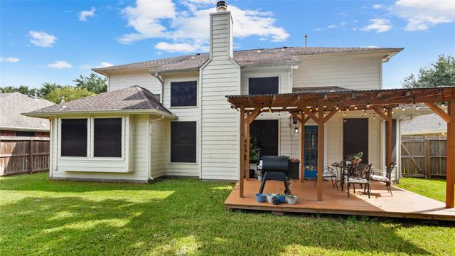1814 Barretts Glen Drive, Pearland, TX 77581