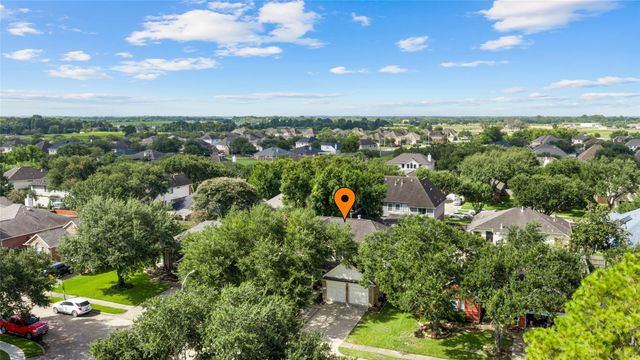 1814 Barretts Glen Drive, Pearland, TX 77581