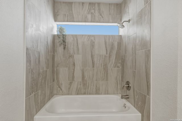 10423 Rock Cove, Converse, TX 78109