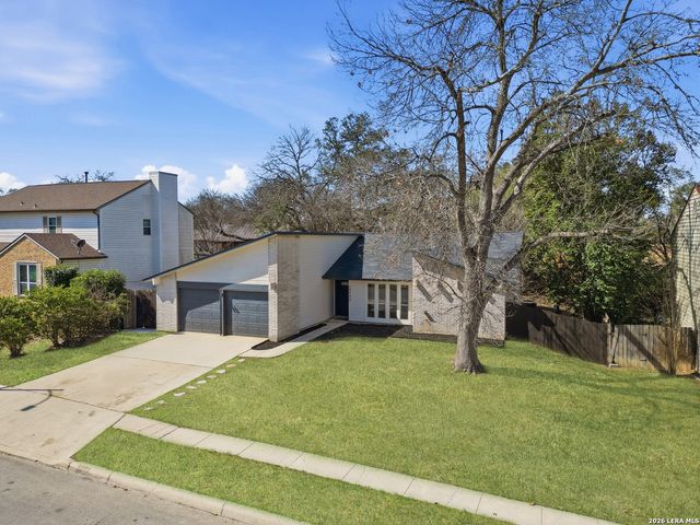 10423 Rock Cove, Converse, TX 78109