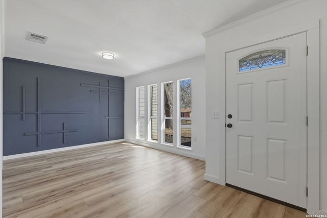 10423 Rock Cove, Converse, TX 78109