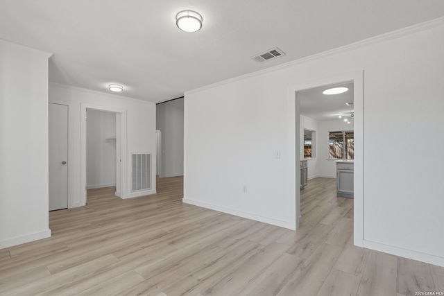 10423 Rock Cove, Converse, TX 78109