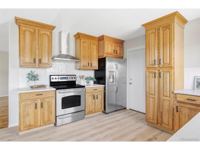 17769 E Iowa Dr, Aurora, CO 80017
