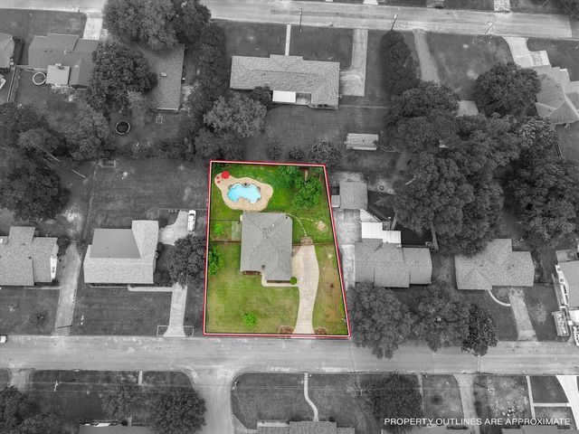 106 E Tulip St., White Oak, TX 75693