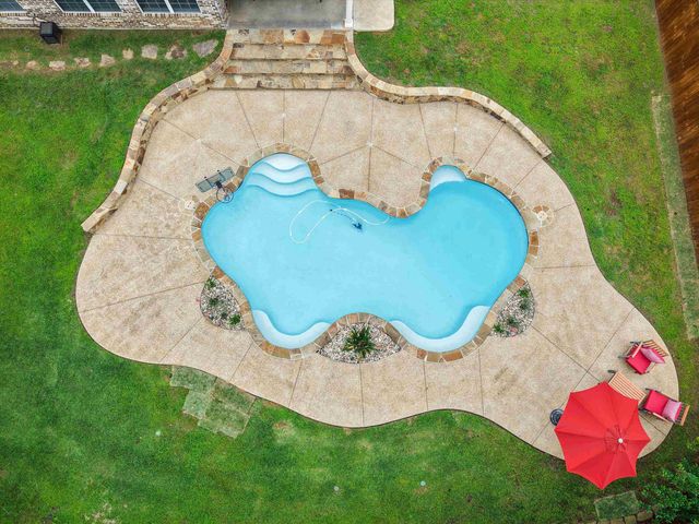 106 E Tulip St., White Oak, TX 75693