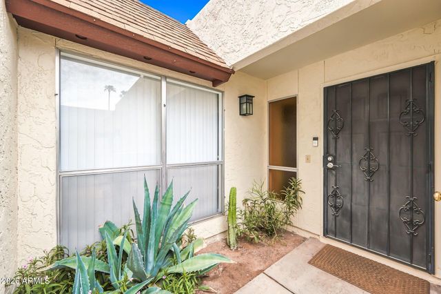 5205 S Hazelton Lane, Tempe, AZ 85283