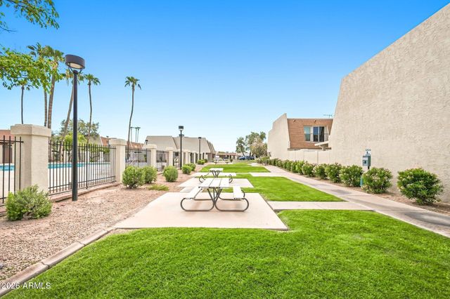 5205 S Hazelton Lane, Tempe, AZ 85283