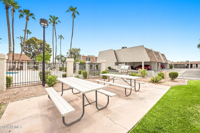 5205 S Hazelton Lane, Tempe, AZ 85283