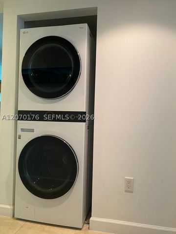 1723 SW 2nd Ave 1007, Miami, FL 33129