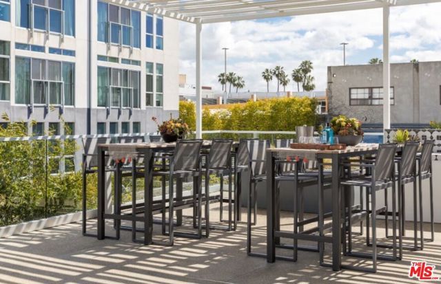 4210 Del Rey Avenue 401, Marina Del Rey, CA 90292