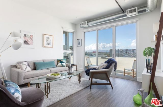 4210 Del Rey Avenue 401, Marina Del Rey, CA 90292