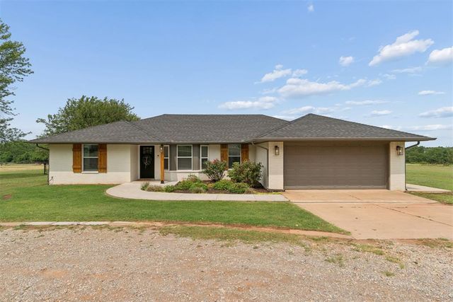 301 Bonanza Lane, Tuttle, OK 73089