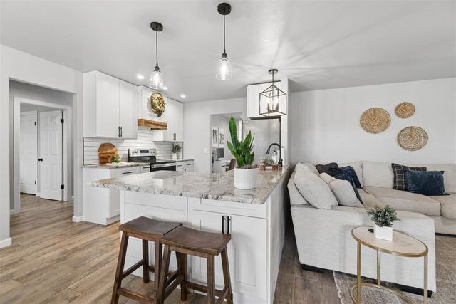 301 Bonanza Lane, Tuttle, OK 73089