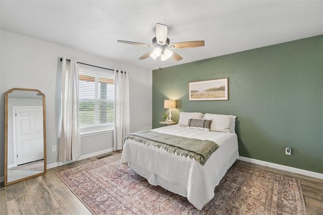 301 Bonanza Lane, Tuttle, OK 73089
