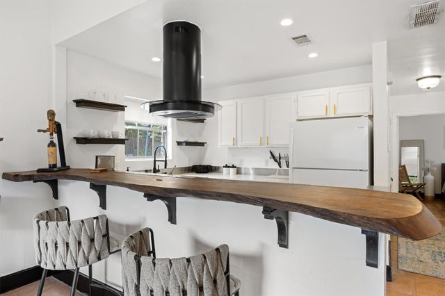 3106 Glen Ora ST A & B, Austin, TX 78704