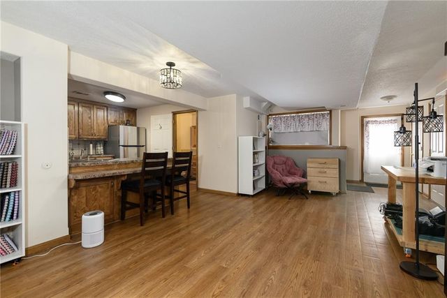 17956 157th Street, Basehor, KS 66007