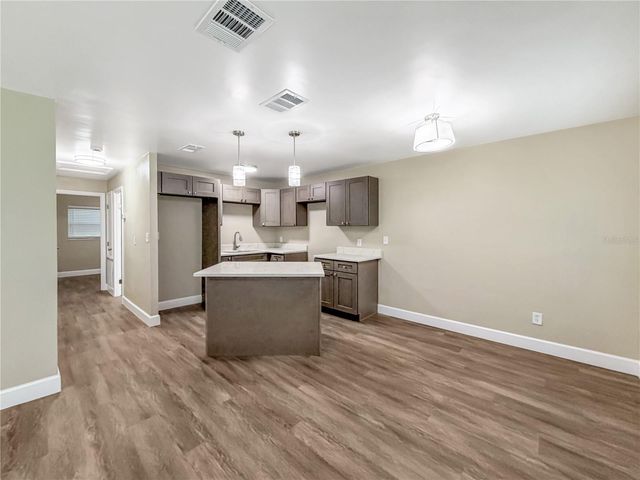 4228 KIRKLAND BOULEVARD, Orlando, FL 32811