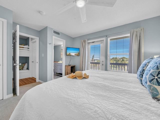 2001 Devmor Court UNIT 2C, Fort Walton Beach, FL 32548