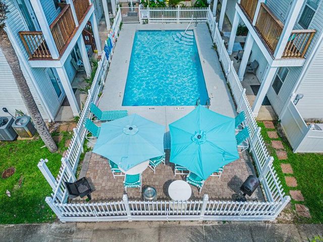 2001 Devmor Court UNIT 2C, Fort Walton Beach, FL 32548