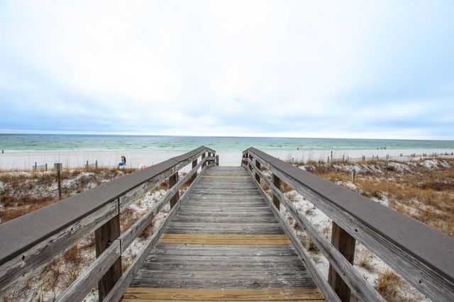 2001 Devmor Court UNIT 2C, Fort Walton Beach, FL 32548