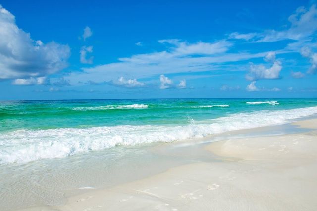 2001 Devmor Court UNIT 2C, Fort Walton Beach, FL 32548