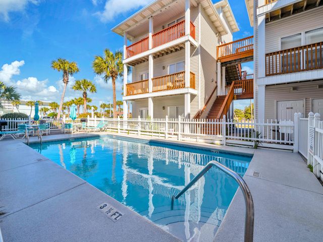 2001 Devmor Court UNIT 2C, Fort Walton Beach, FL 32548