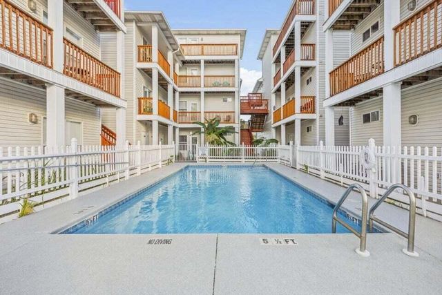 2001 Devmor Court UNIT 2C, Fort Walton Beach, FL 32548