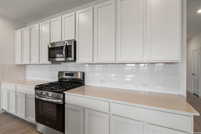 14114 Hertford Shire, San Antonio, TX 78245